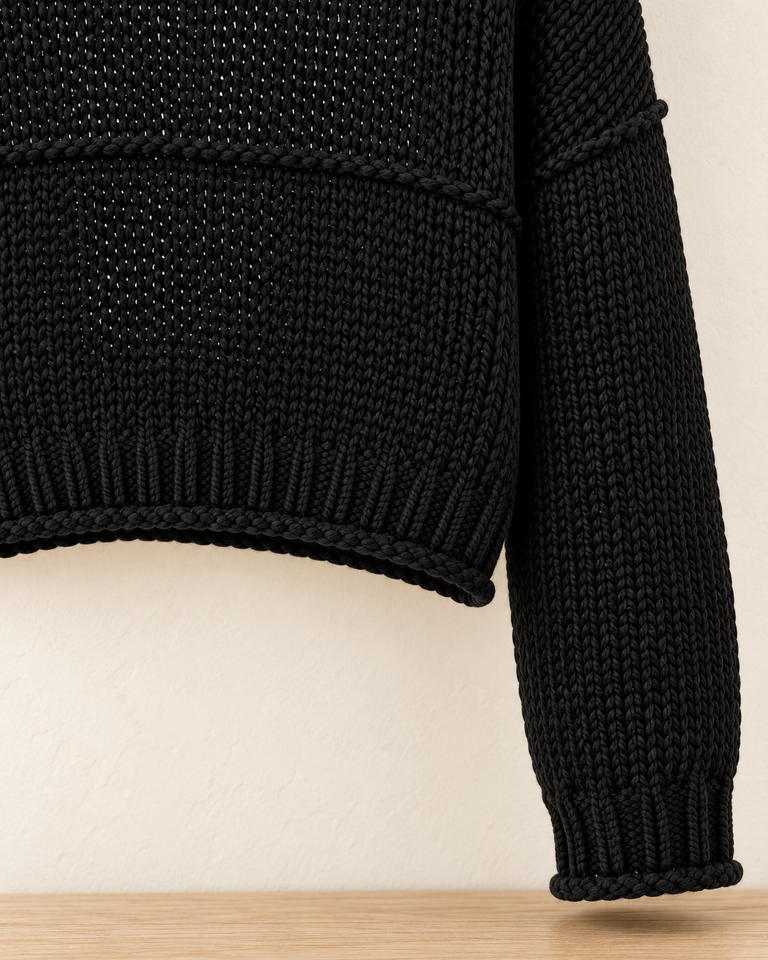 Chunky Knit Crop Sweater – cuff hem detail