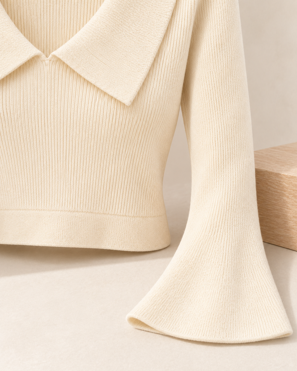 Collared Flare Sleeve Knit Top – cream flare detail