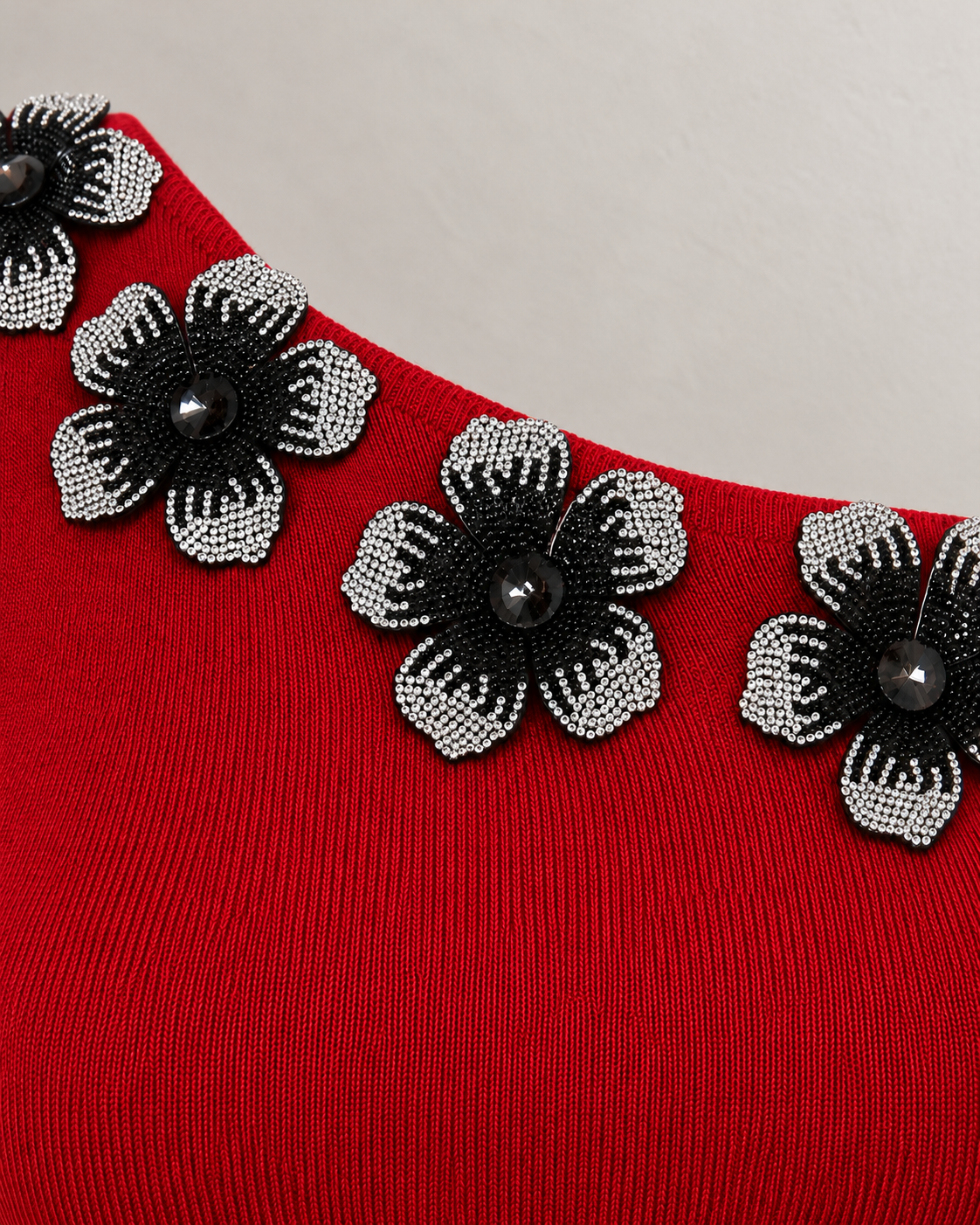 Floral Shoulder Mini Dress – flower detail