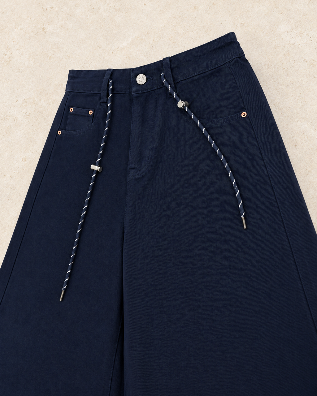 Rope-Detail Wide-Leg Culottes – rope waist detail