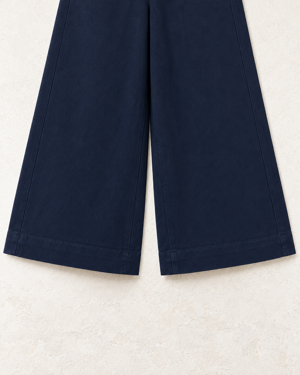 Rope-Detail Wide-Leg Culottes – wide leg hem detail