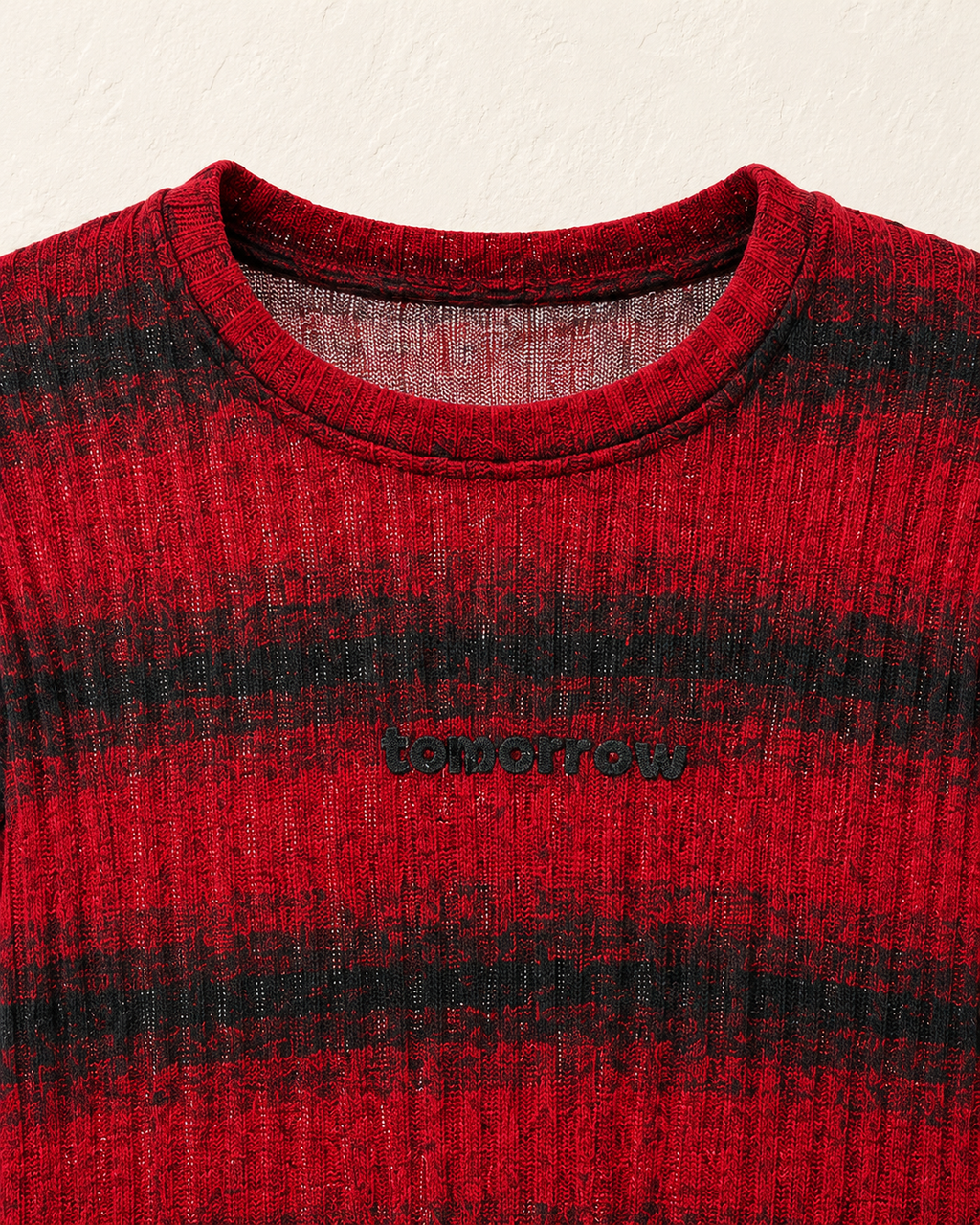 Vintage Fade Rib Top – maroon neck chest detail